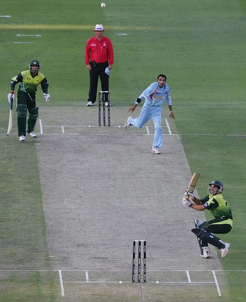 Misbah-ul-Haq plays a shot to be caught to give victory to India during the Twenty20 Championship Final vs. Pakistan at The Wanderers Stadium on September 24, 2007 in Johannesburg, South Africa. (Getty Images)